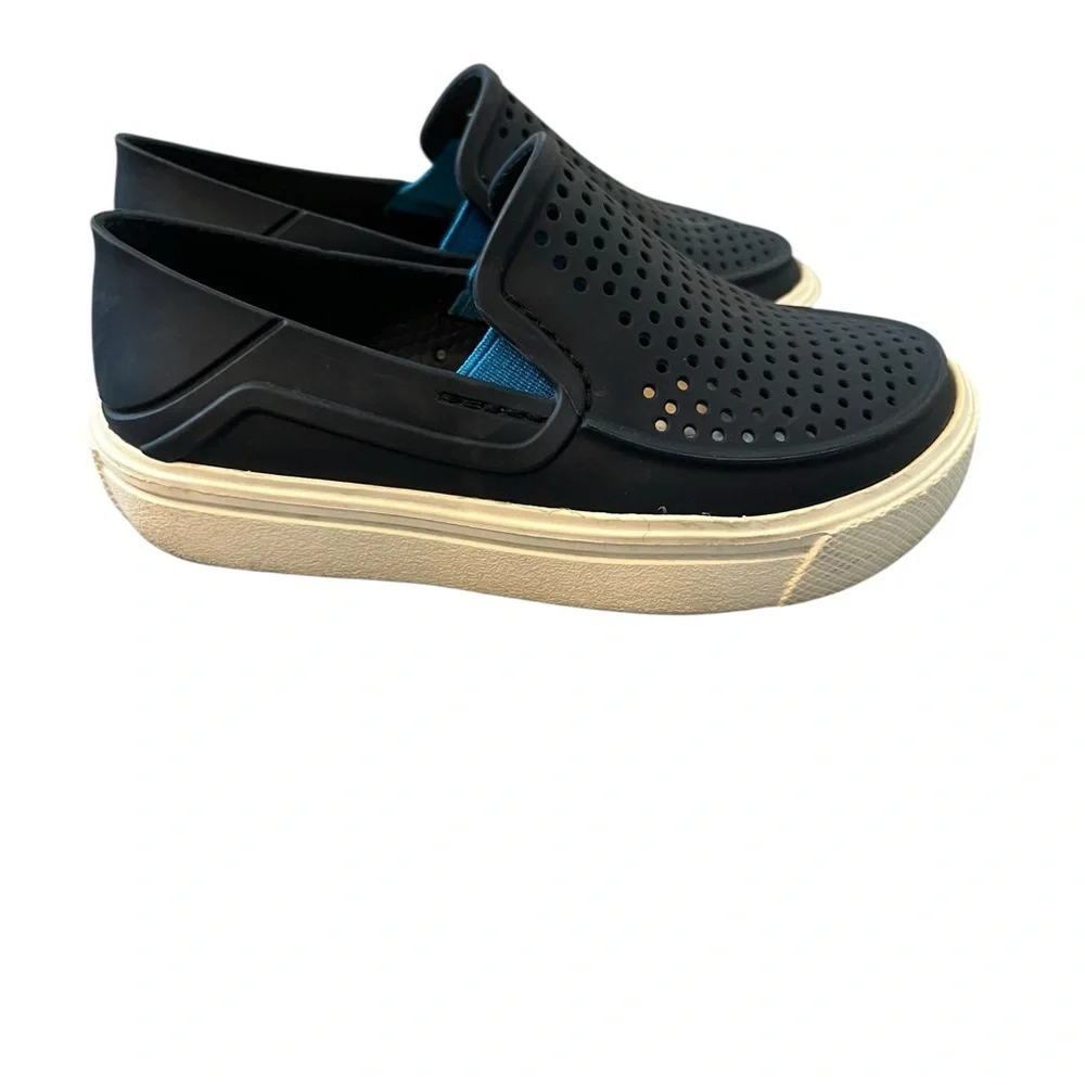 Crocs‎ Navy Blue Citilane Roka Slip On Shoes Kids’ Size 7